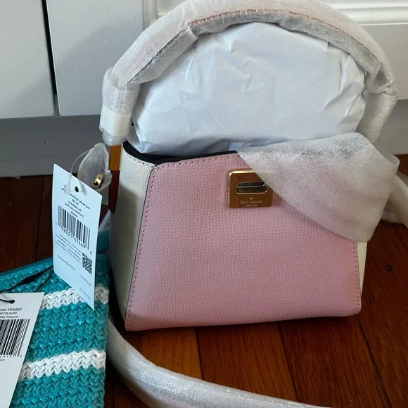 KATE AND VERA BAG GAME 8/27 - Picture 3 of 4